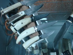 http://knives.com.ua/pic/070s/010p.jpg
