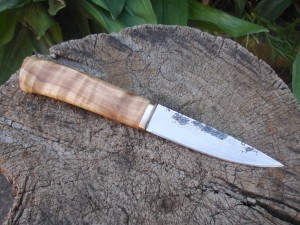 http://knives.com.ua/pic/077/01p.jpg