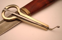 http://knives.com.ua/pic/090/04p.jpg