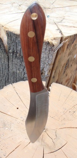 http://knives.com.ua/pic/108/06p.jpg