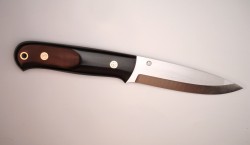 http://knives.com.ua/pic/126/07p.jpg