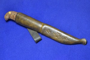 http://knives.com.ua/pic/171/07p.jpg