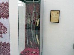 http://knives.com.ua/pic/177/013p.jpg