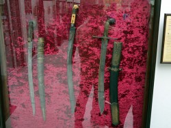http://knives.com.ua/pic/177/021p.jpg