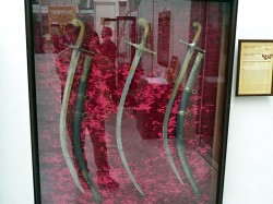 http://knives.com.ua/pic/177/025p.jpg