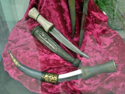http://knives.com.ua/pic/177/09p.jpg