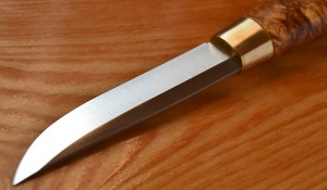 http://knives.com.ua/pic/185/04p.jpg