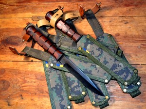http://knives.com.ua/pic/206/002p.jpg