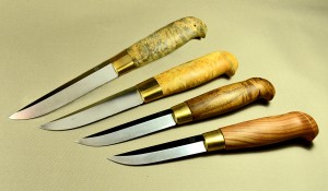 http://knives.com.ua/pic/207/01p.jpg