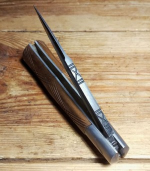 http://knives.com.ua/pic/219/08p.jpg